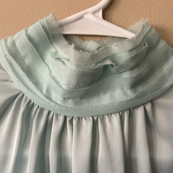 NWT Idem Ditto Seafoam Green Satin High Neck Tank/Blouse Sieze Small - Picture 3 of 11